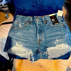 Free people Levi denim shorts, size 29 waist . New with tags